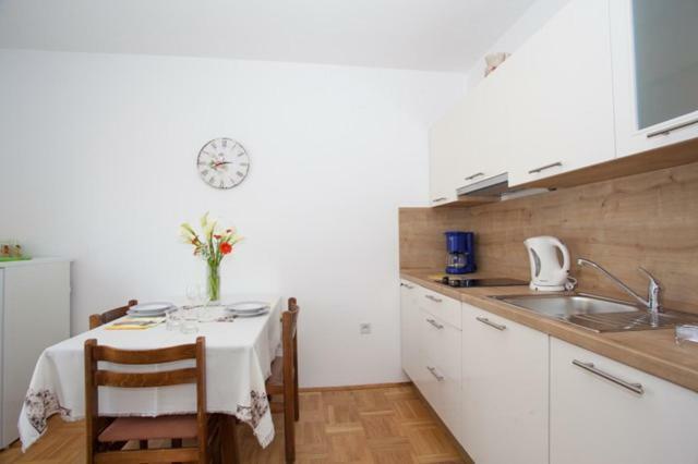 Klimno100 Appartement Buitenkant foto